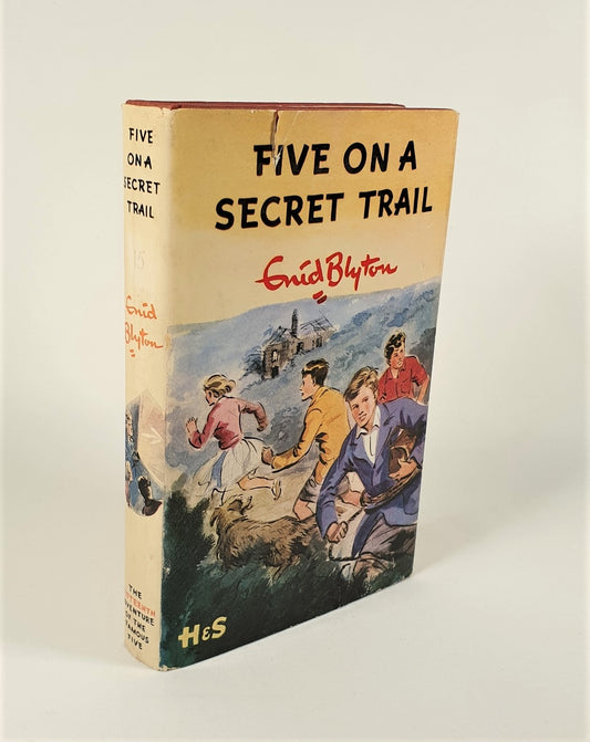Blyton, Enid - Five On A Secret Trail