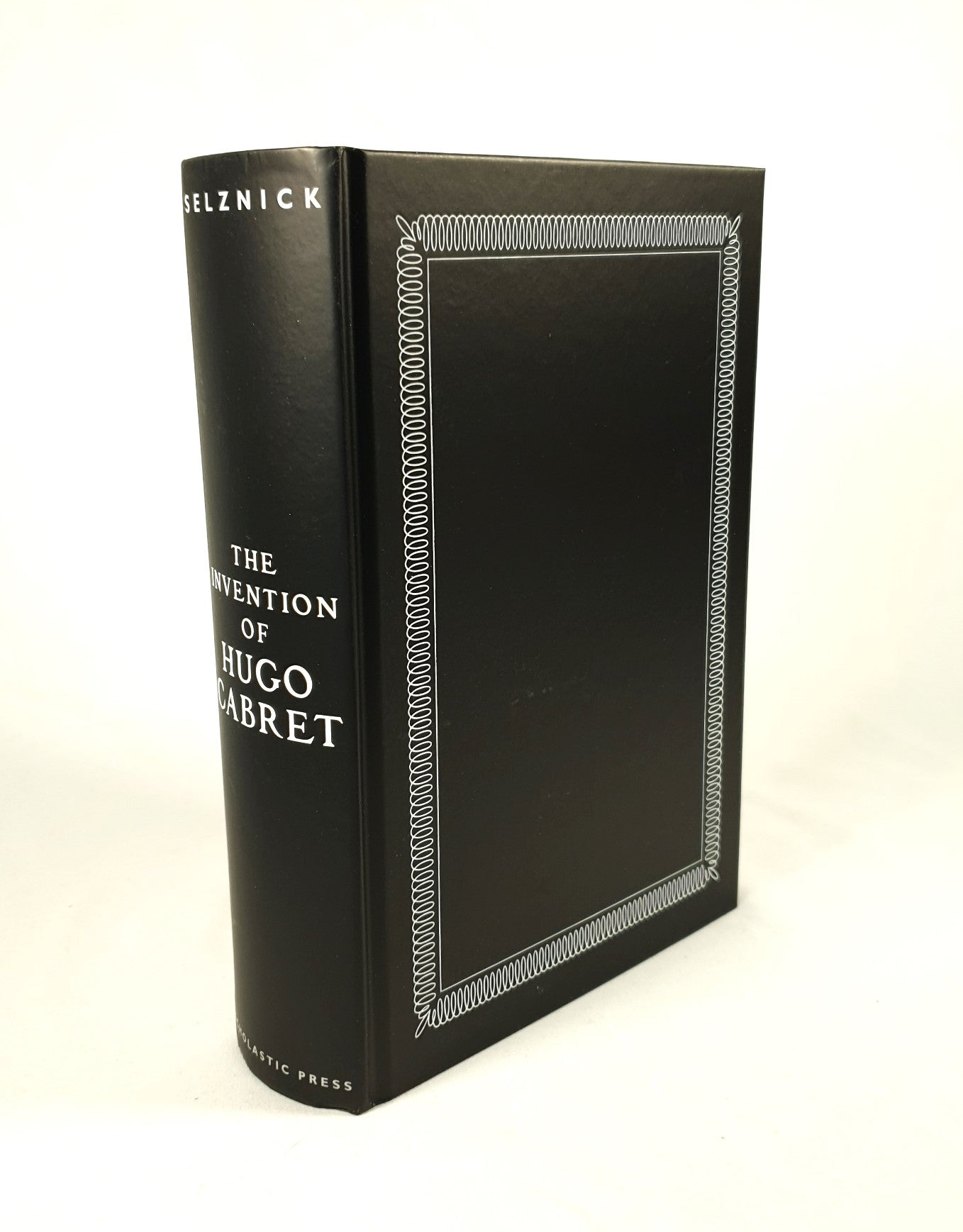 Selznick, Brian - The Invention of Hugo Cabret (Signed)